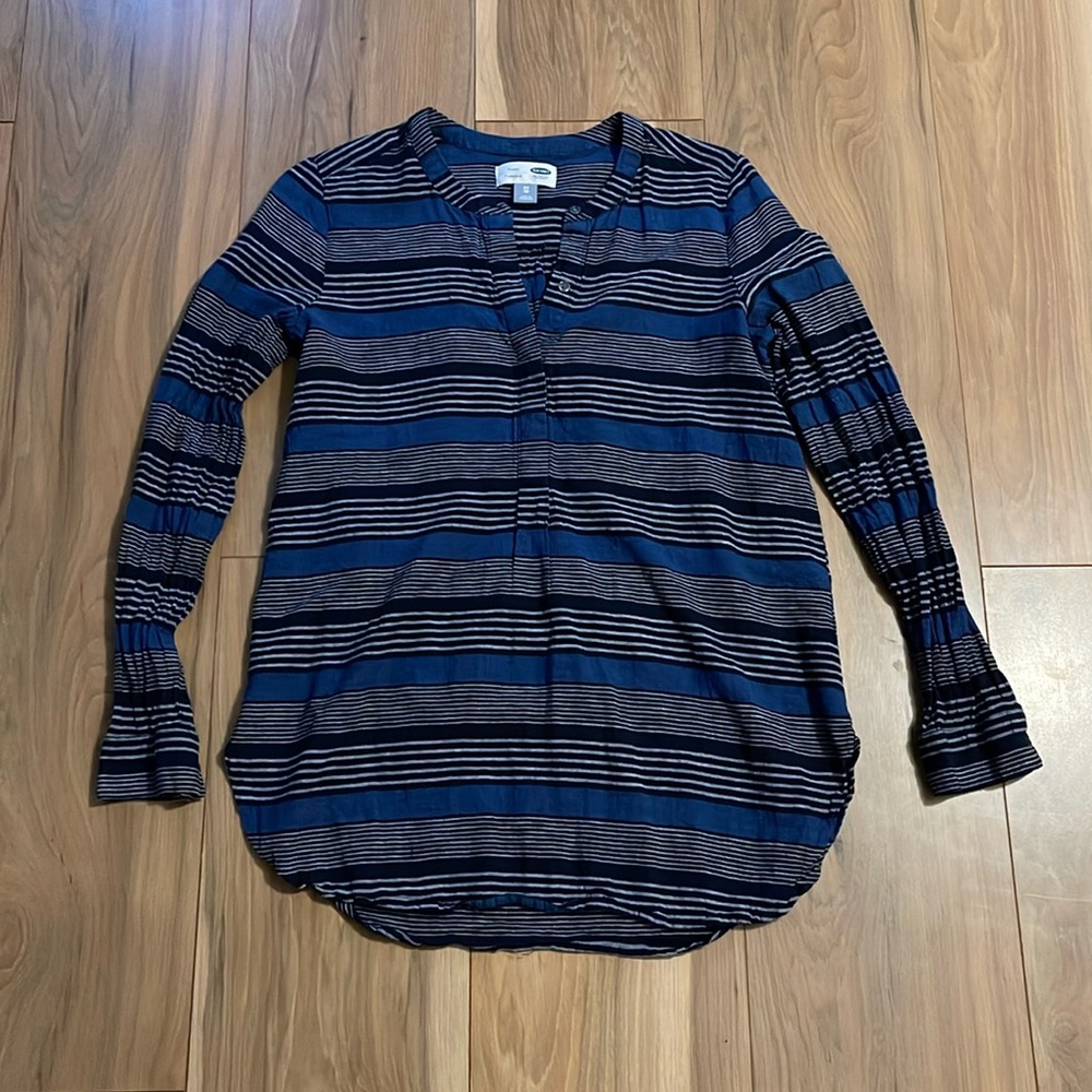 🟢 FREE WITH ANY PURCHASE OVER $10. Old Navy Tunic Top - Blue Black Grey